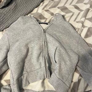 Brandy Melville grey cropped hoodie